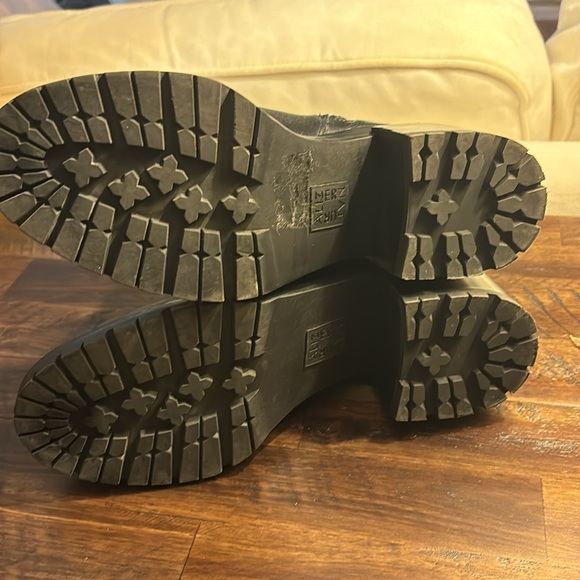 Women’s Naturalizer® Trina boots VERY GOOD USED CONDITION - Picture 5 of 6